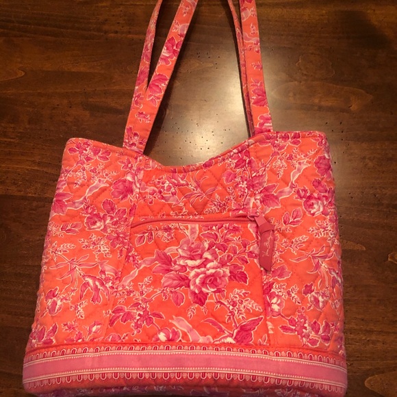 Vera Bradley Handbags - Vera Bradley Bag. Beautiful pink coral color.